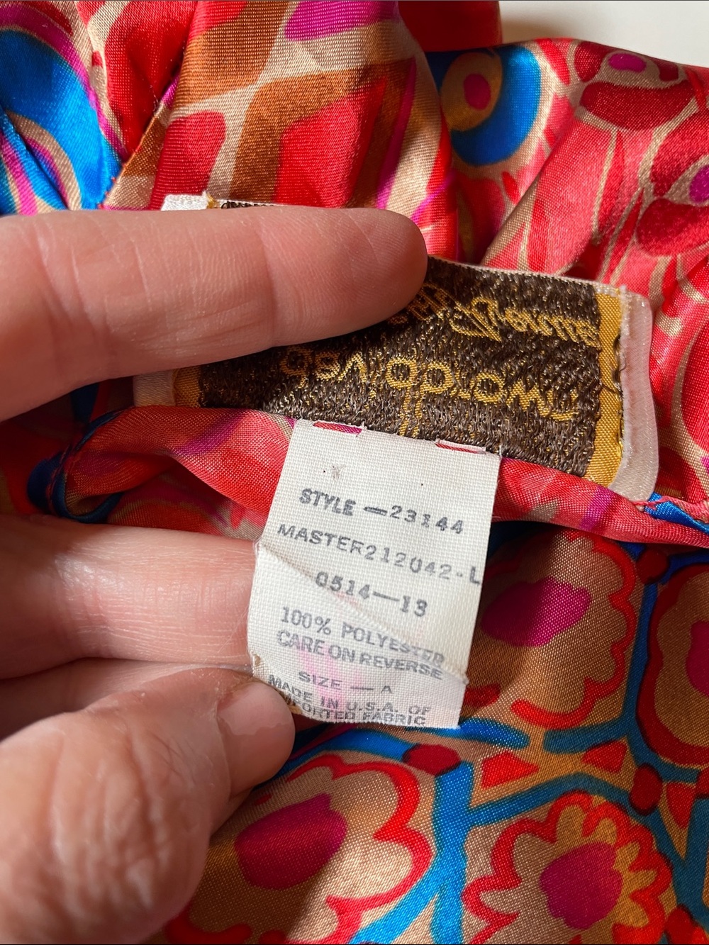 Vintage David Brown for Saks Fifth Avenue Caftan *needs repair - Picture 10 of 10